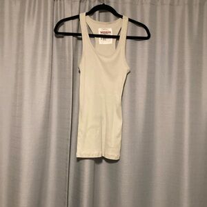 Cream Zenana Outfitters tank top in size small.